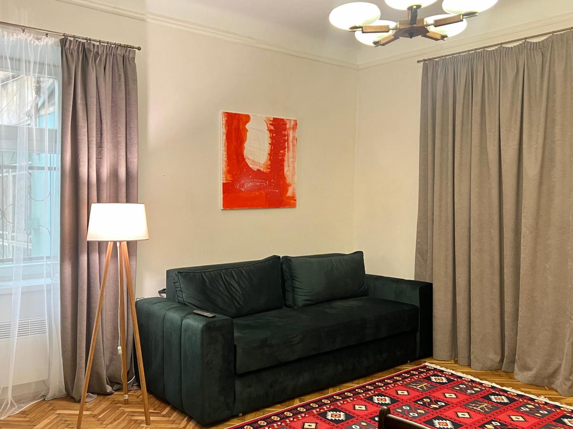 Art Apartment On Kylisha Str 리비프 외부 사진